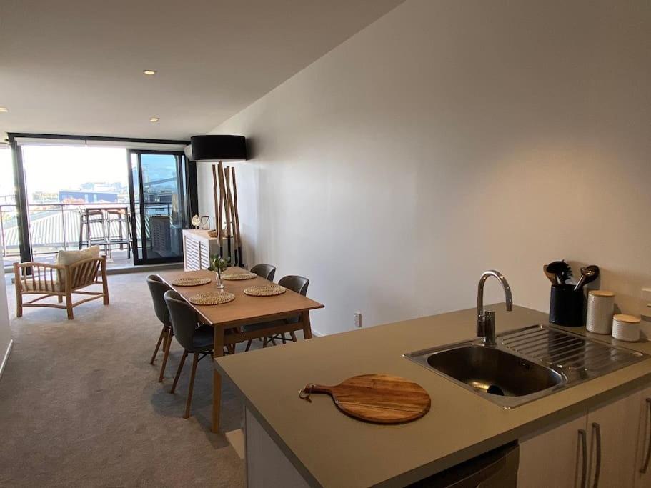 Sunset Apartment, Mount Views, Pool, Gym, Hot Tub Mount Maunganui Luaran gambar