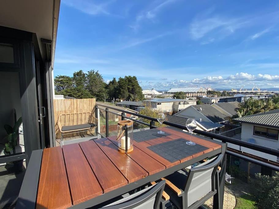 Sunset Apartment, Mount Views, Pool, Gym, Hot Tub Mount Maunganui Luaran gambar